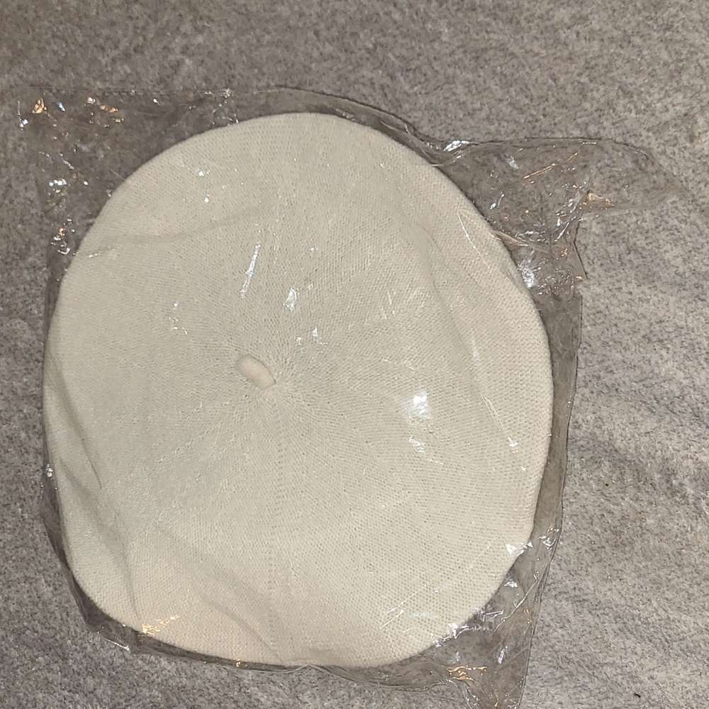 Milk White Hat (NEW)